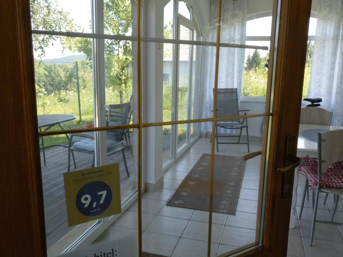 Studio Apartman Mak Duga Resa Kültér fotó